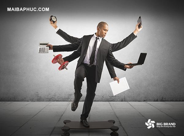 Người thành công chắc chắn giỏi ứng biến: Vì họ đã chuẩn bị sẵn tâm trí khoẻ mạnh, cơ thể dẻo dai, sự linh hoạt, đặc biệt có một tài khoản ngân hàng