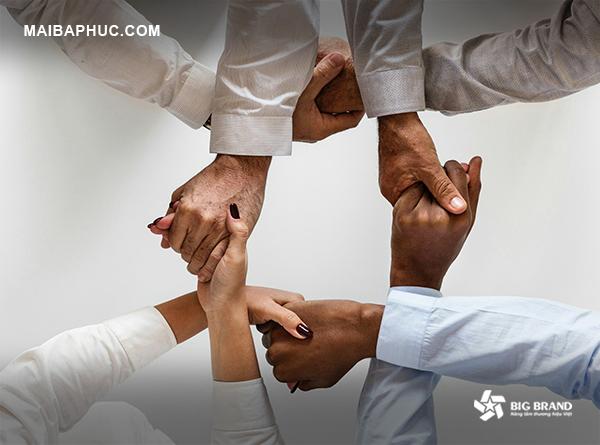 4 Cách chuyên nghiệp để xây dựng và phát triển mạng lưới quan hệ