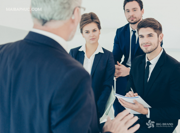 Công Việc Đầu Tiên Là “Mối Tình Đầu” Trong Sự Nghiệp: Quan Trọng Nhất Là Chọn Sếp Chuẩn, Chứ Đừng Chỉ Chỉ Chăm Chăm Nhìn Vào Lương!