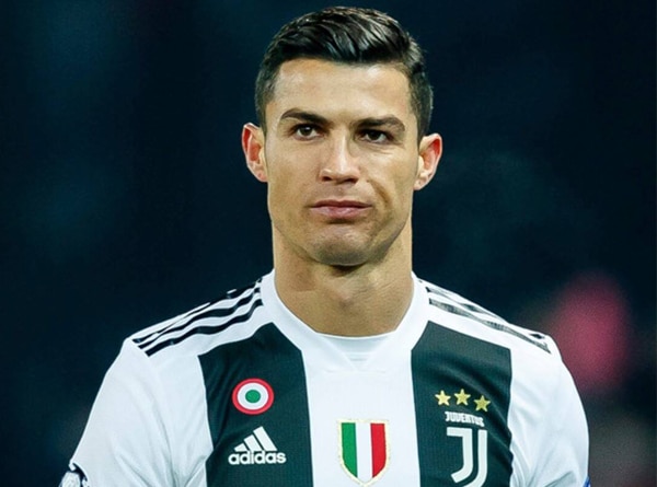 13 Tuổi Đã Kiếm Được Hàng Chục Triệu Đô, Cristiano Ronaldo Là Minh Chứng Sống Của Chân Lý: Chỉ Cần Nỗ Lực Phấn Đấu, Thành Công Chỉ Là Chuyện Sớm Muộn!